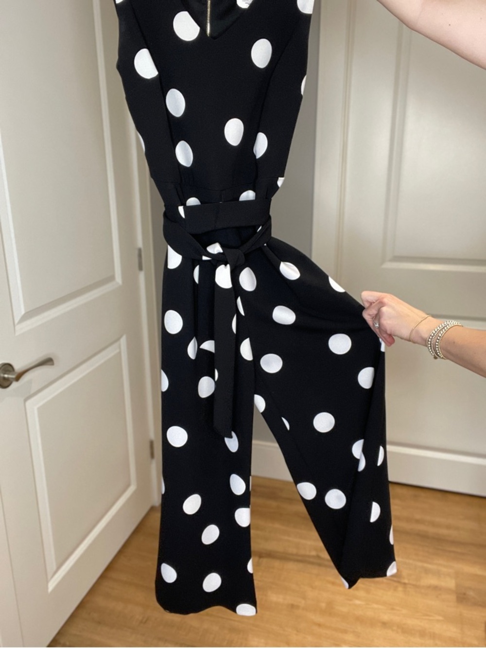 Frank Lyman Design Wide-Leg Jumpsuit - Picture 7 of 9